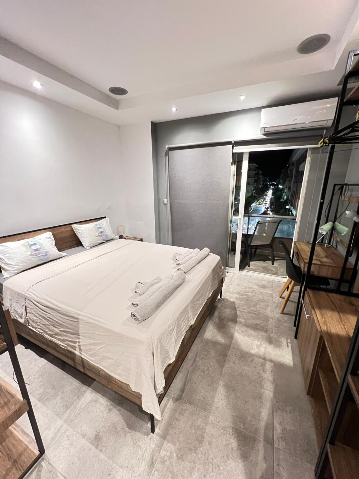Modern Apartment In The Heart Of The City Alexandroupolis Buitenkant foto