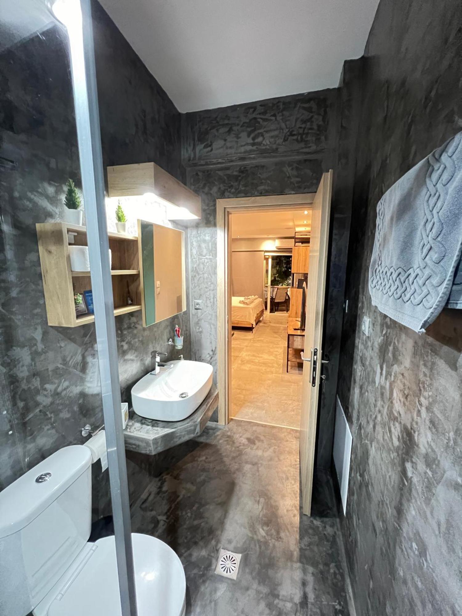 Modern Apartment In The Heart Of The City Alexandroupolis Buitenkant foto